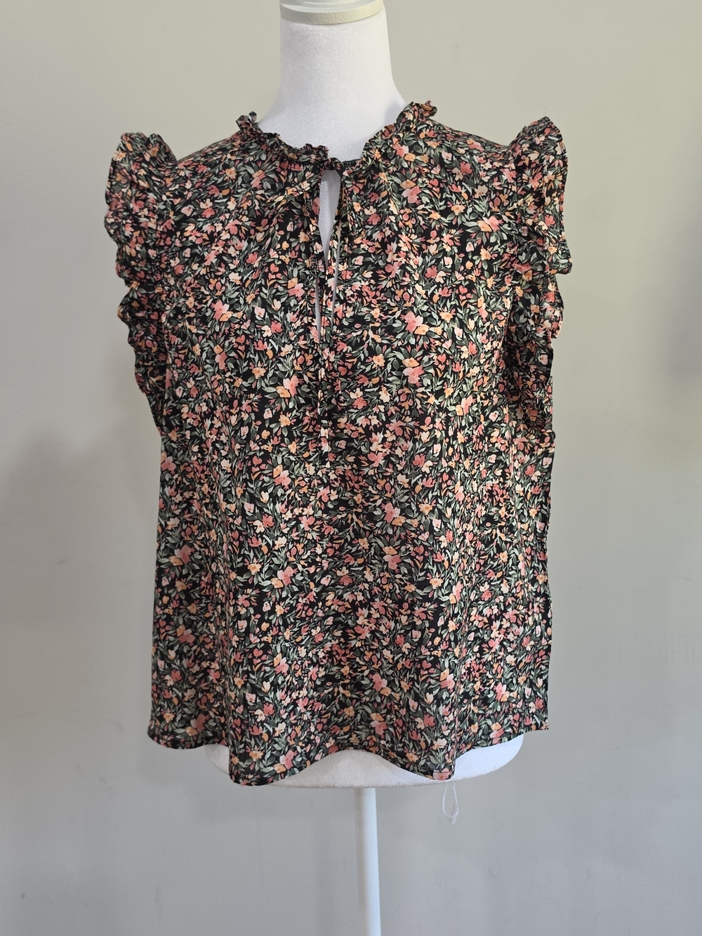 BB Dakota Black Floral Tie Neck Ruffle Sleeve Blouse